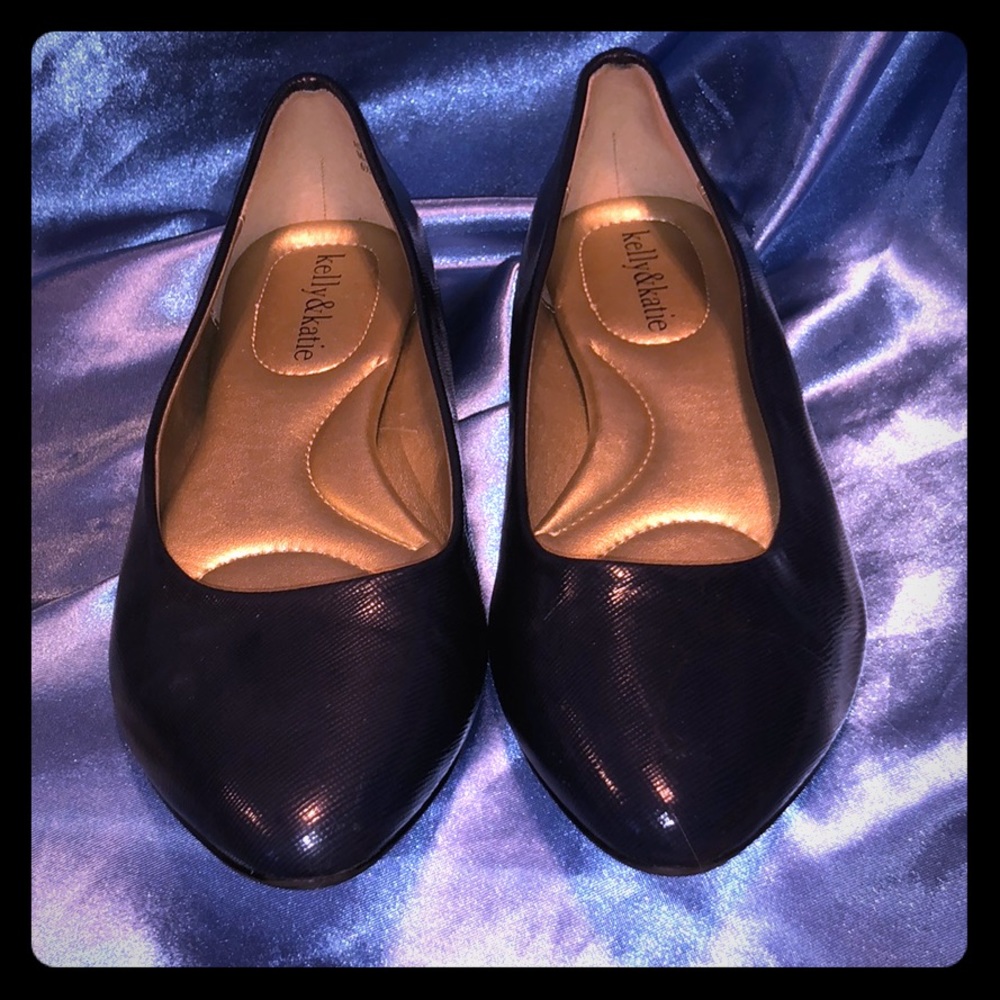 Kelly and Katie navy flats